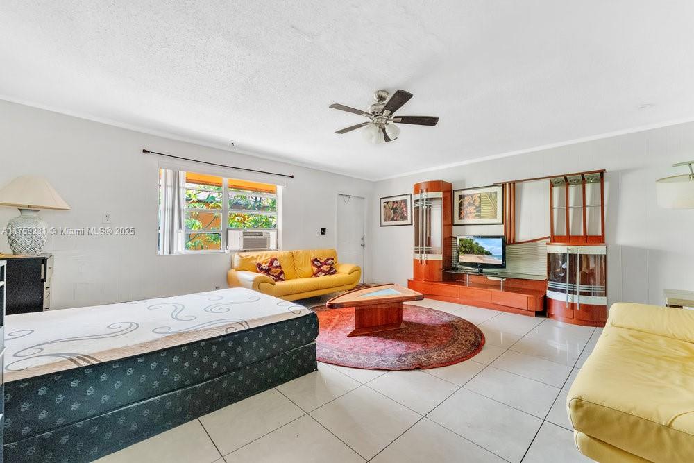 HALLANDALE PARK NO 3 - Residential Income