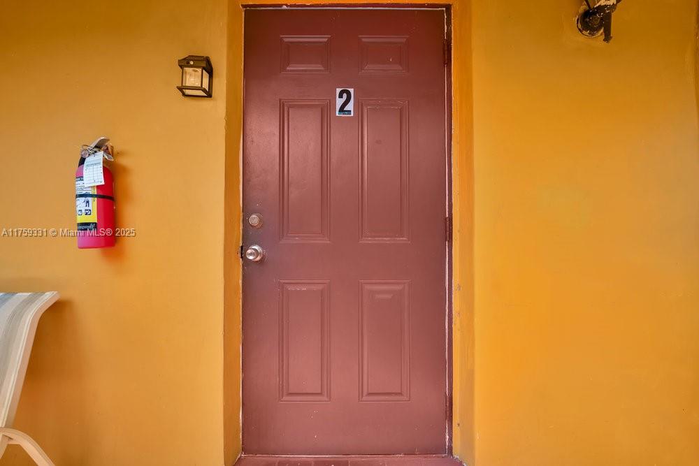 HALLANDALE PARK NO 3 - Residential Income