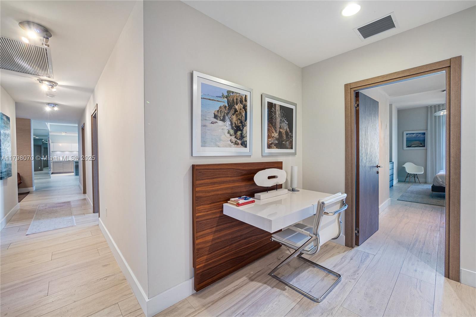 MARINA PALMS RESIDENCES N - Residential Lease