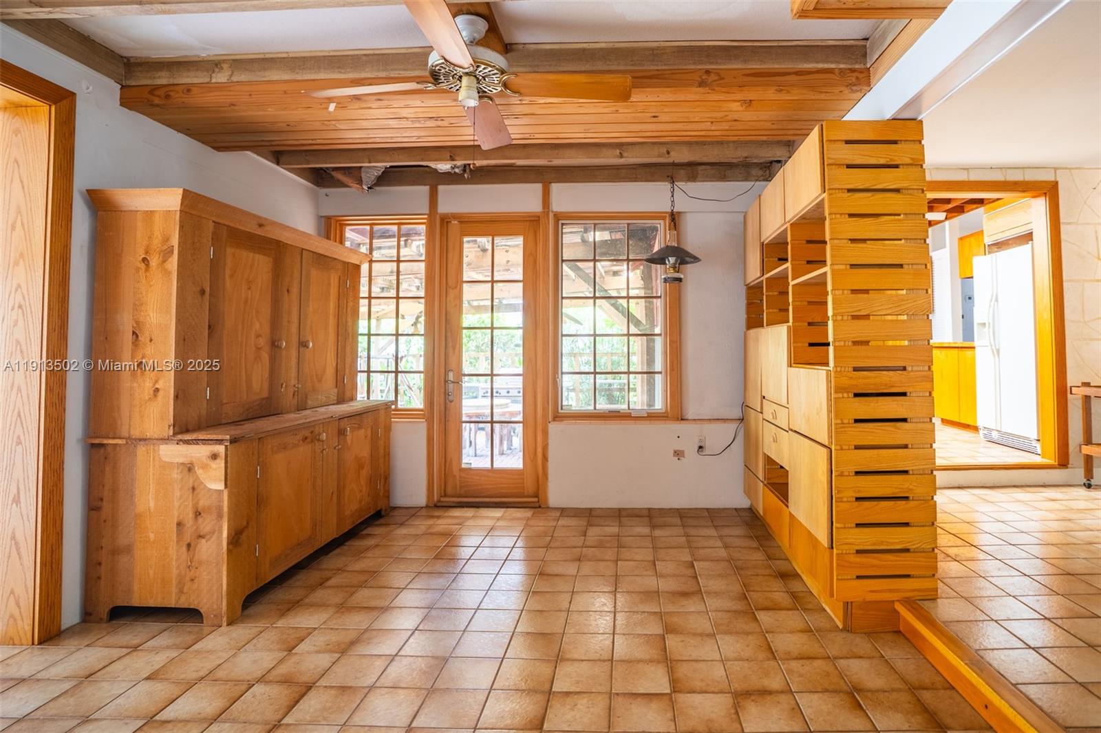 LUDLUM PLAZA - Residential