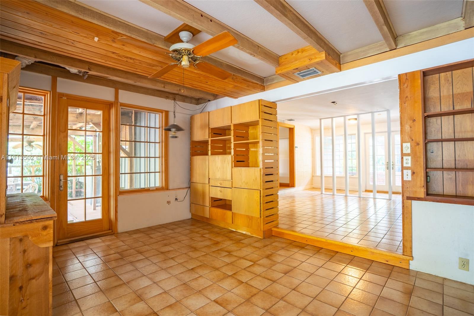 LUDLUM PLAZA - Residential