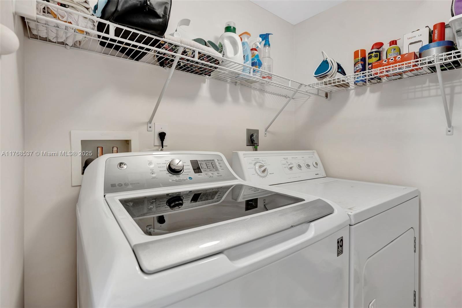 OCEANCREST CONDO APTS - Residential Lease