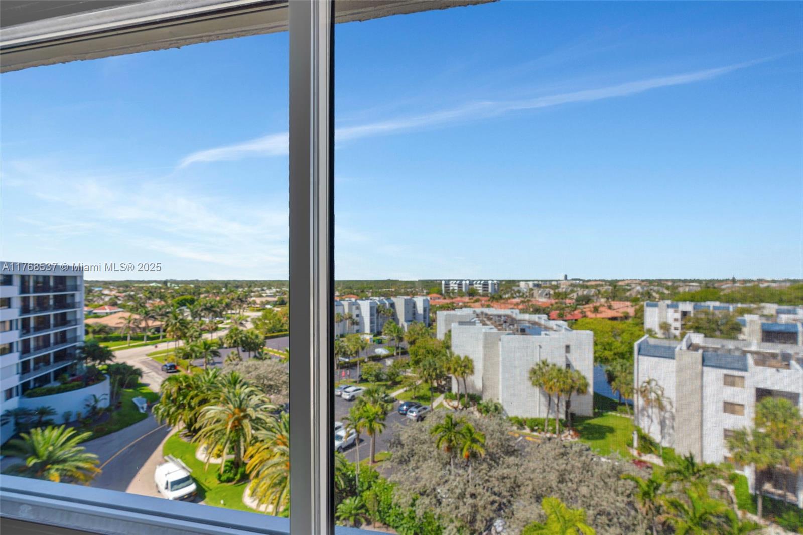 OCEANCREST CONDO APTS - Residential Lease