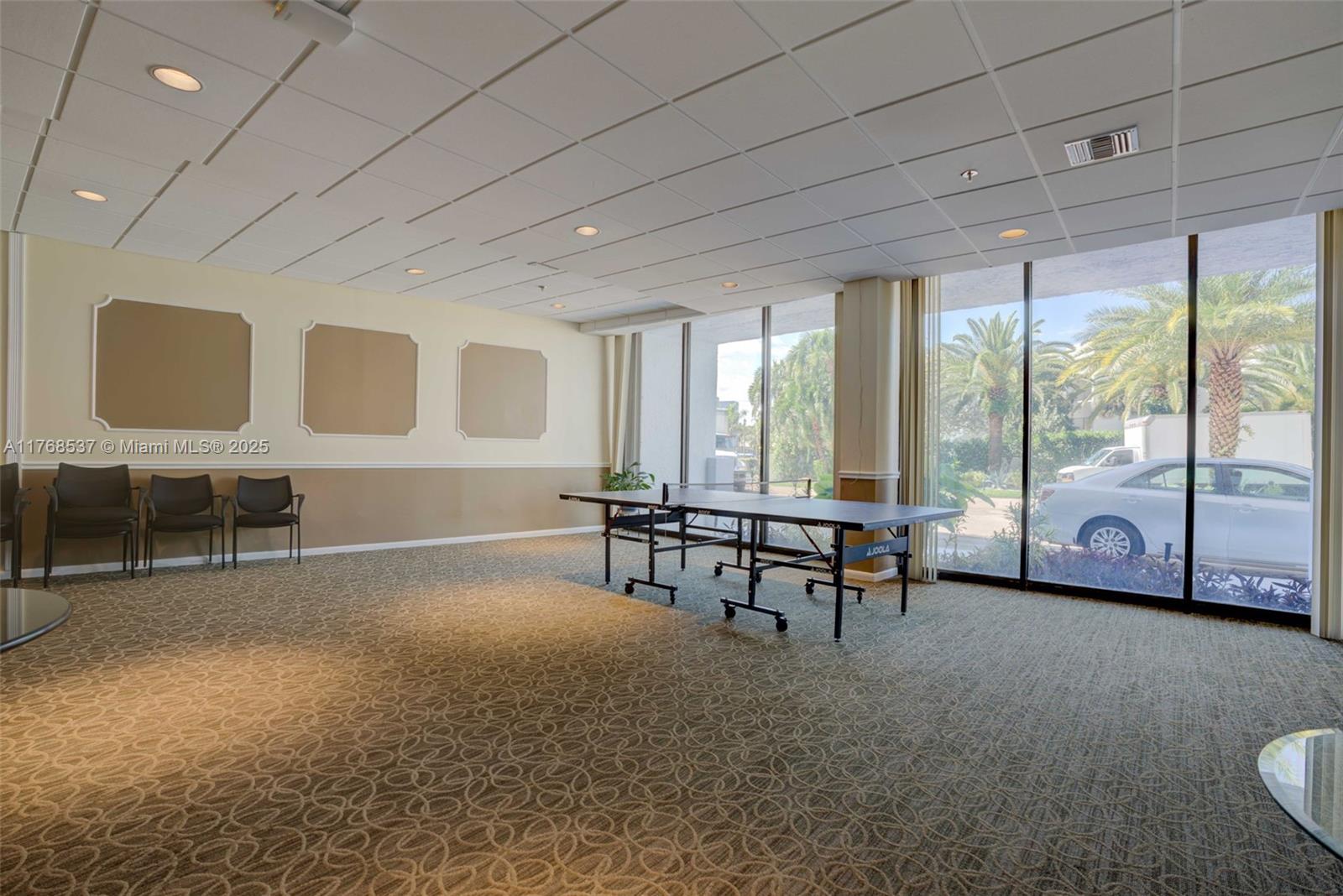 OCEANCREST CONDO APTS - Residential Lease