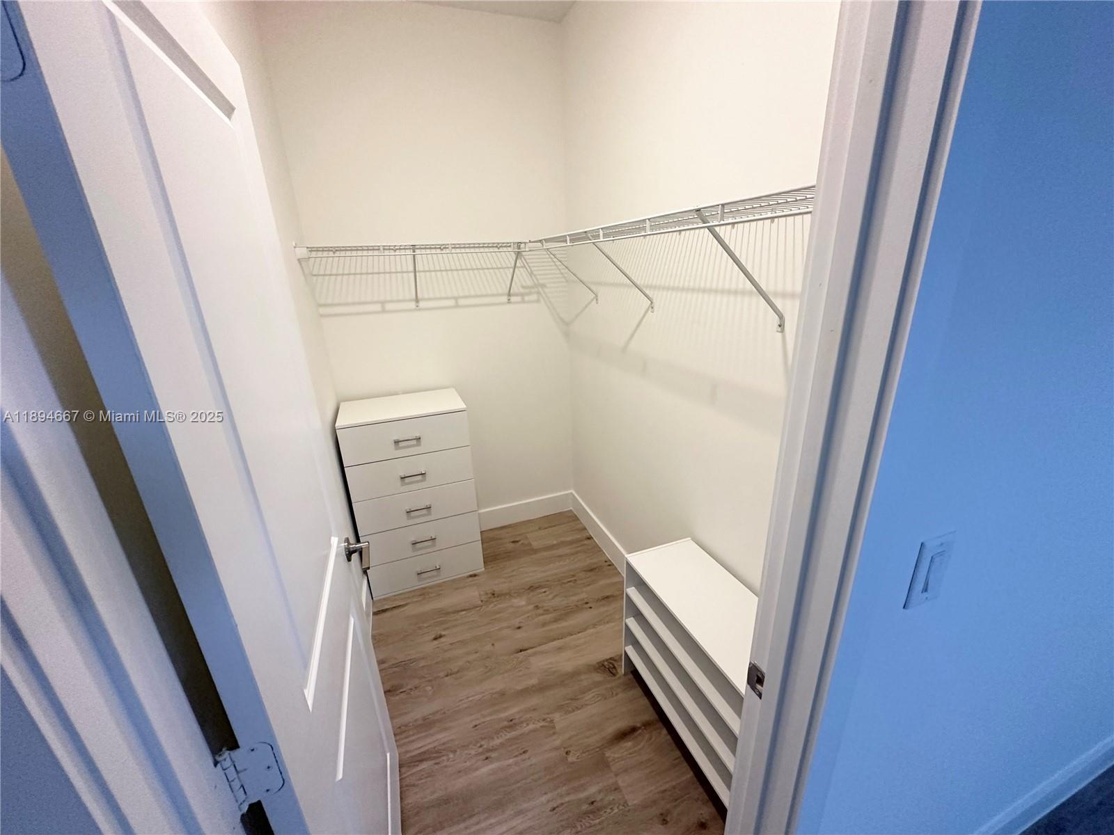 MARBELLA - Residential Lease