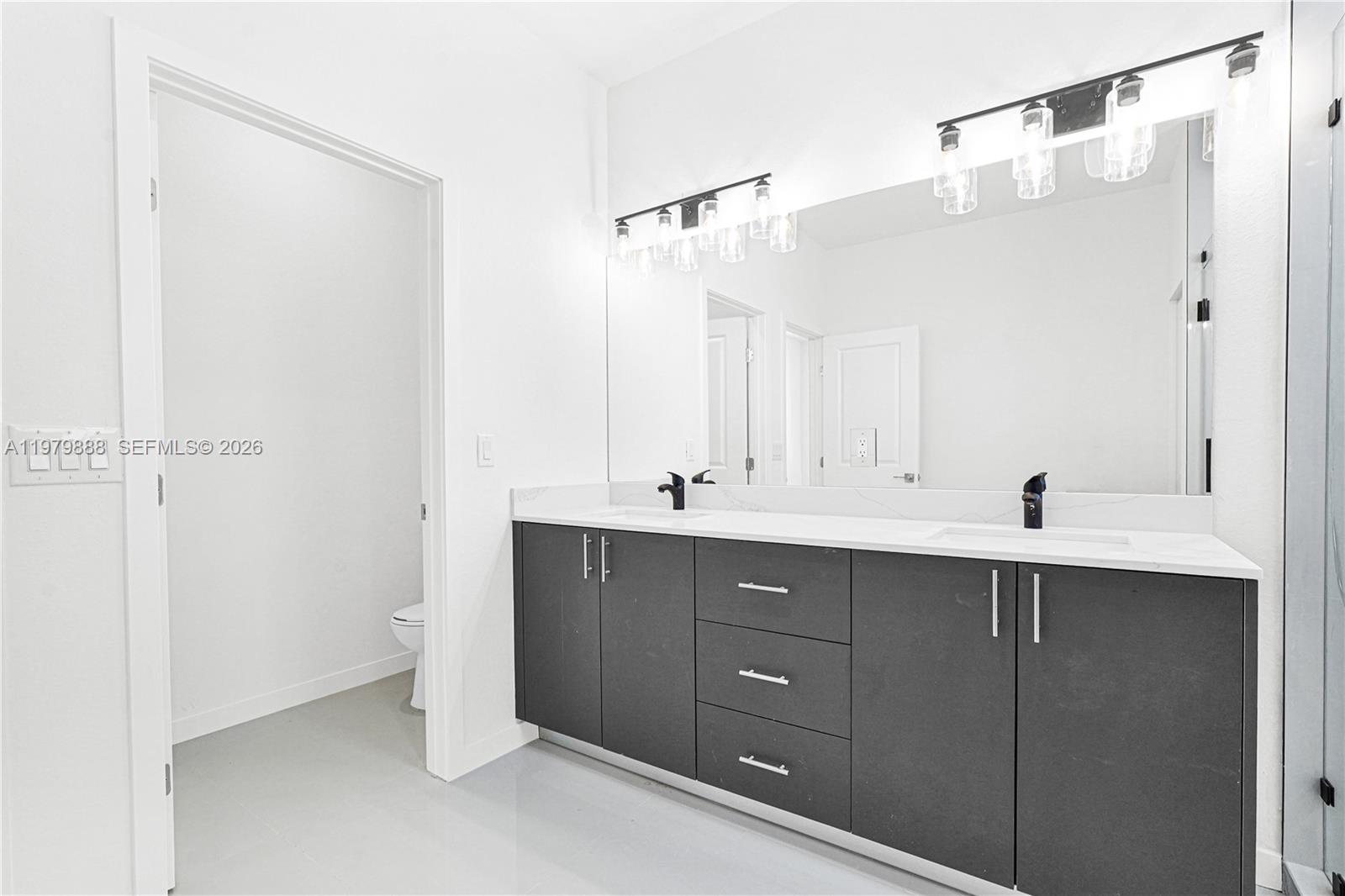 CHLOE ESTATES - Residential