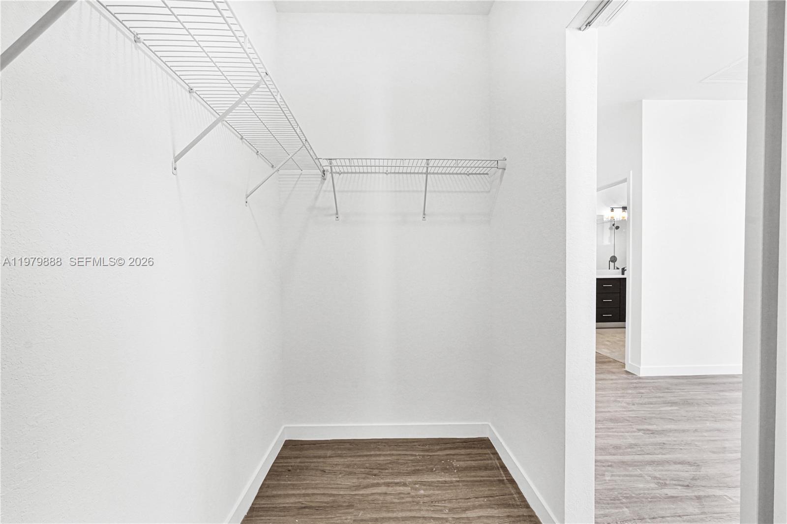 CHLOE ESTATES - Residential