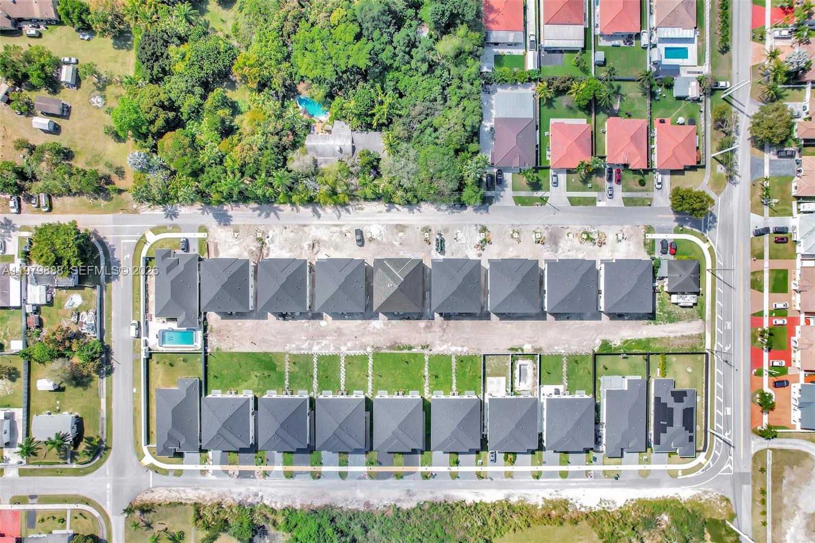 CHLOE ESTATES - Residential