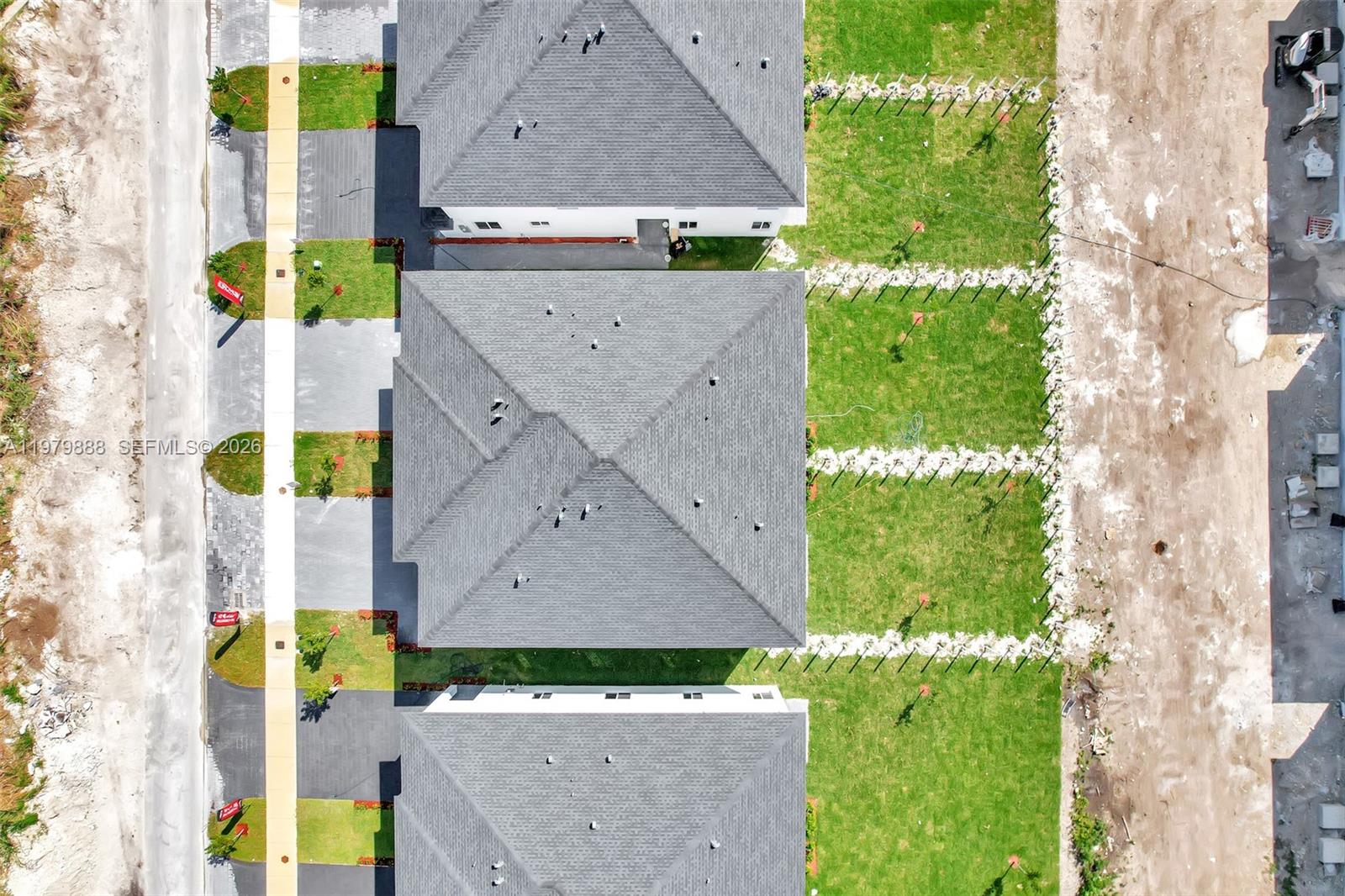 CHLOE ESTATES - Residential