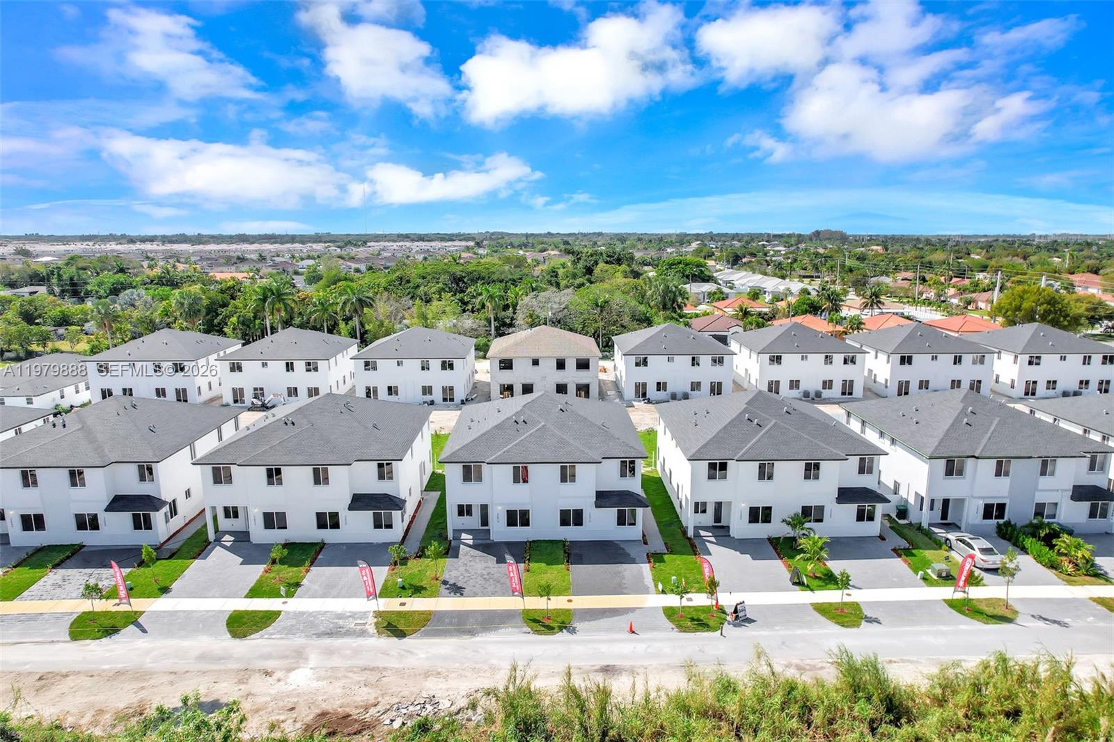 CHLOE ESTATES - Residential