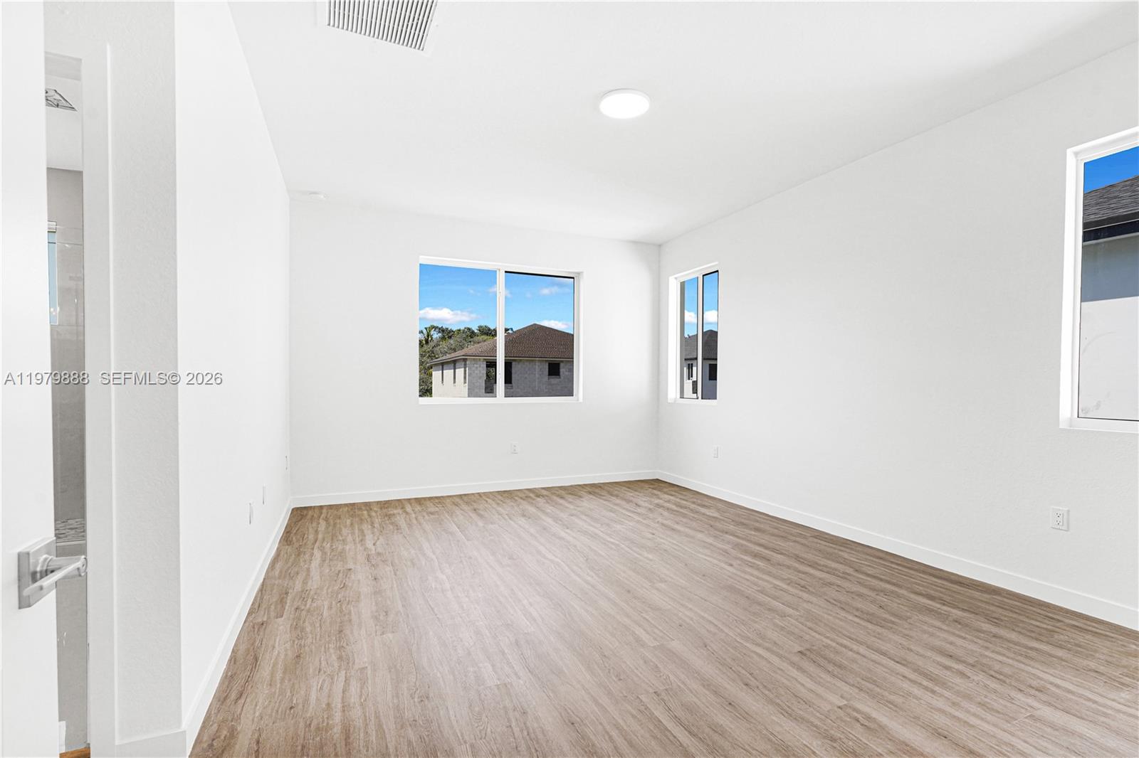 CHLOE ESTATES - Residential