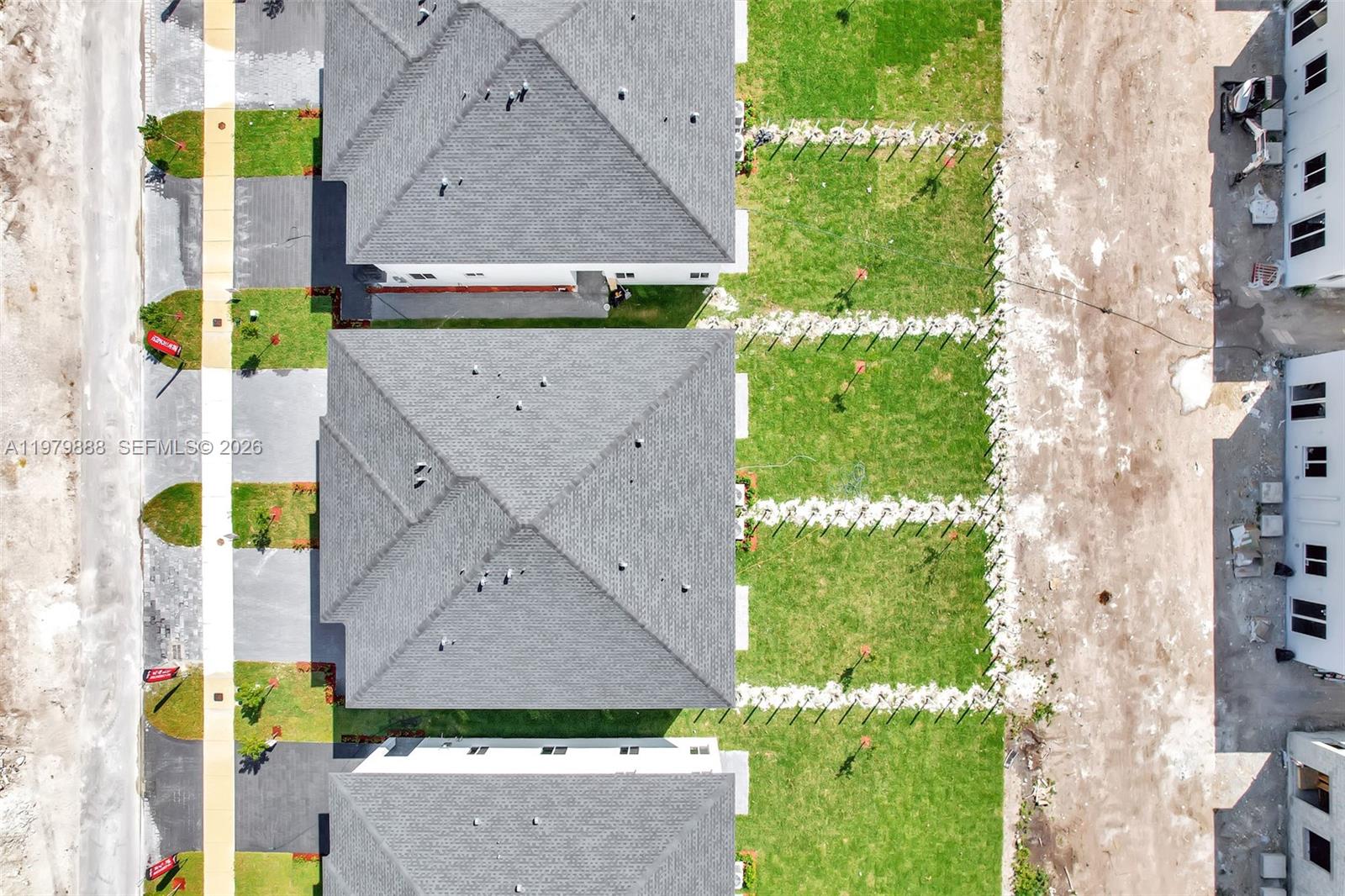 CHLOE ESTATES - Residential