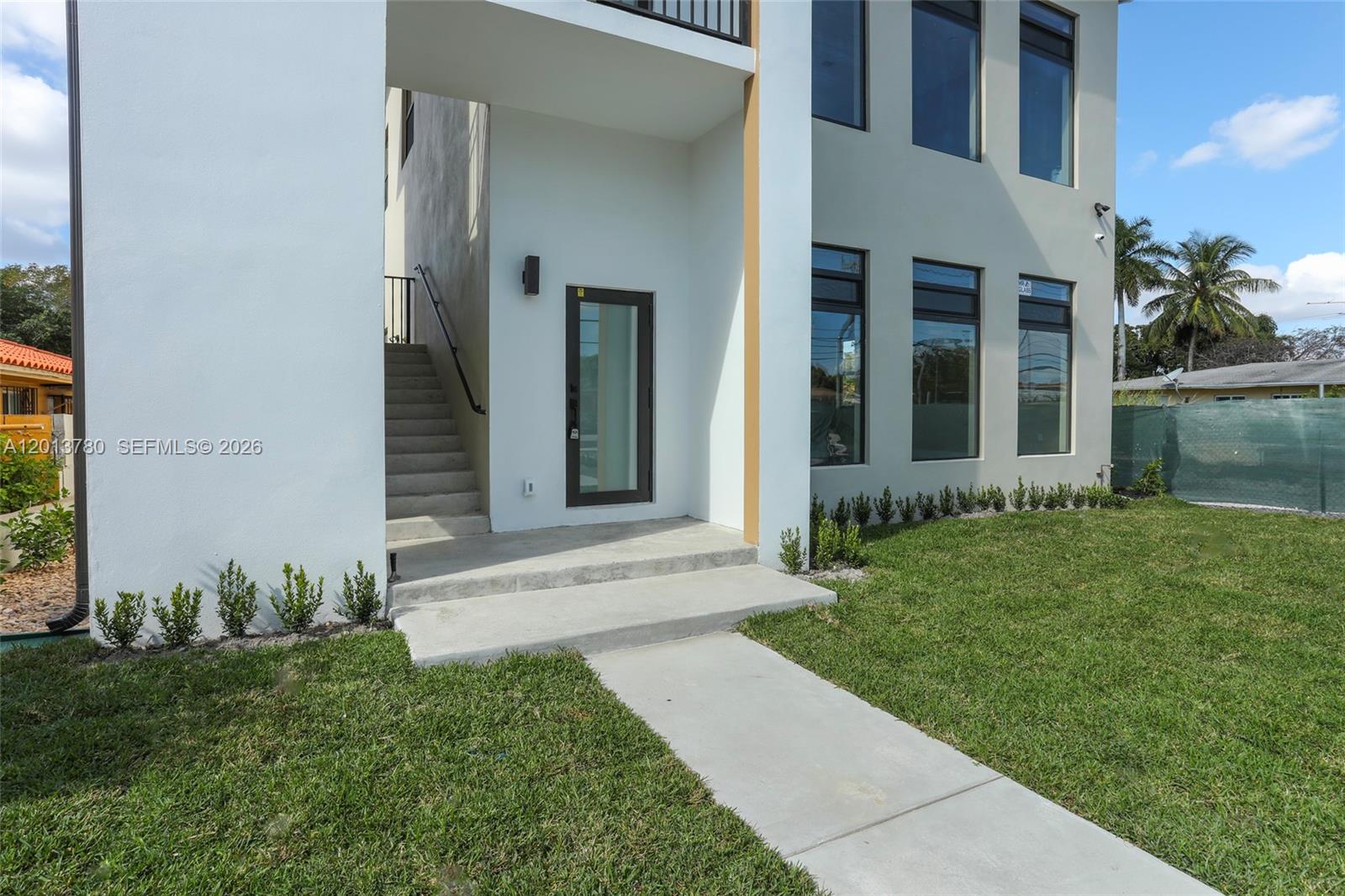 120 SW 35 Ave A1