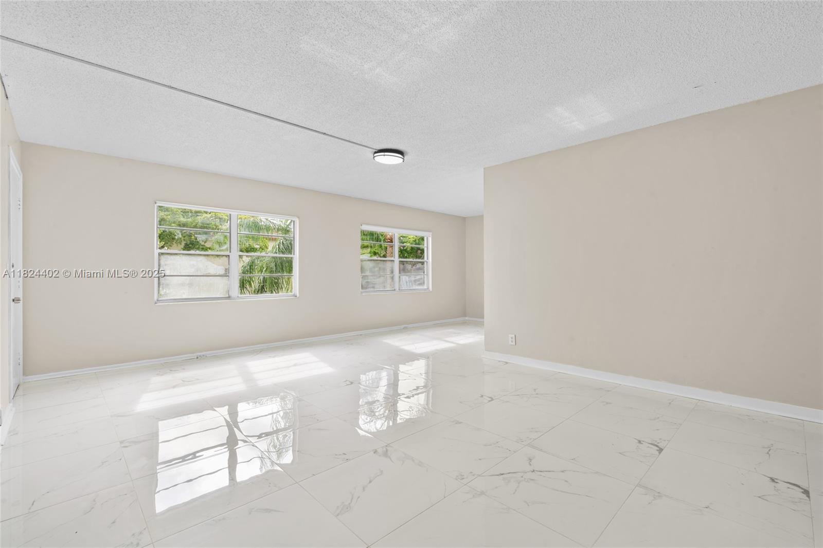 FOR SALE – 2/2 CORNER UNIT – LOW FLOOR - UPDATED KITCHEN (JUNE 2025). Enjoy the feeling of a vacation every day in this warm and inviting 55+ community designed for comfort, connection, and active living, with a luxurious 135,000 sqft clubhouse packed with amenities. Meet others who share your interests and enjoy engaging activities like golf, social events, music rooms, libraries, and a billiards table. Get involved with exploring hobbies like photography, arts and crafts, and card games OR unwind with live performances, community events and movies in a 1,000-seat theater. Stay energized with wellness & fitness programs and take advantage of complimentary onsite transportation services to make the most of everything the community has to offer. Stay active and live well—every single day!