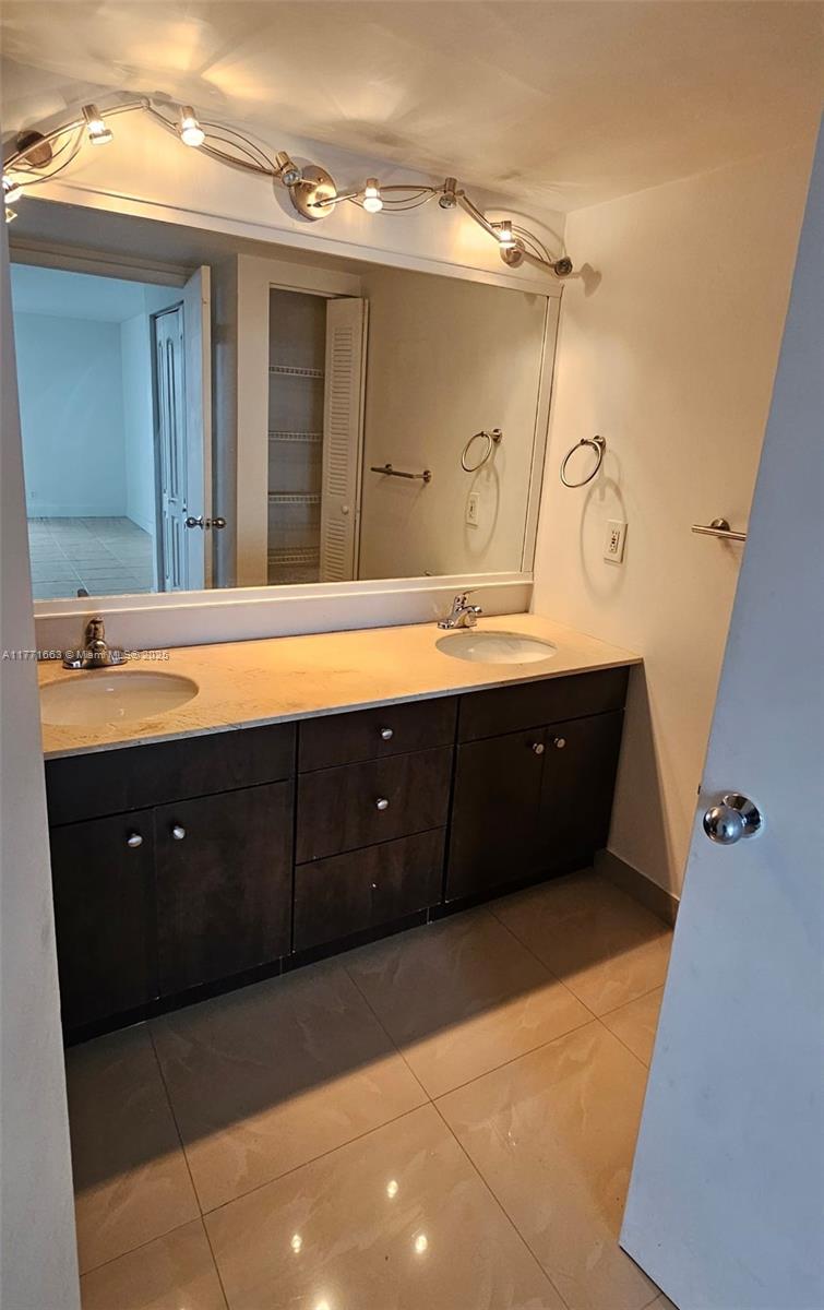 PARC CENTRAL AVENTURA EAS - Residential