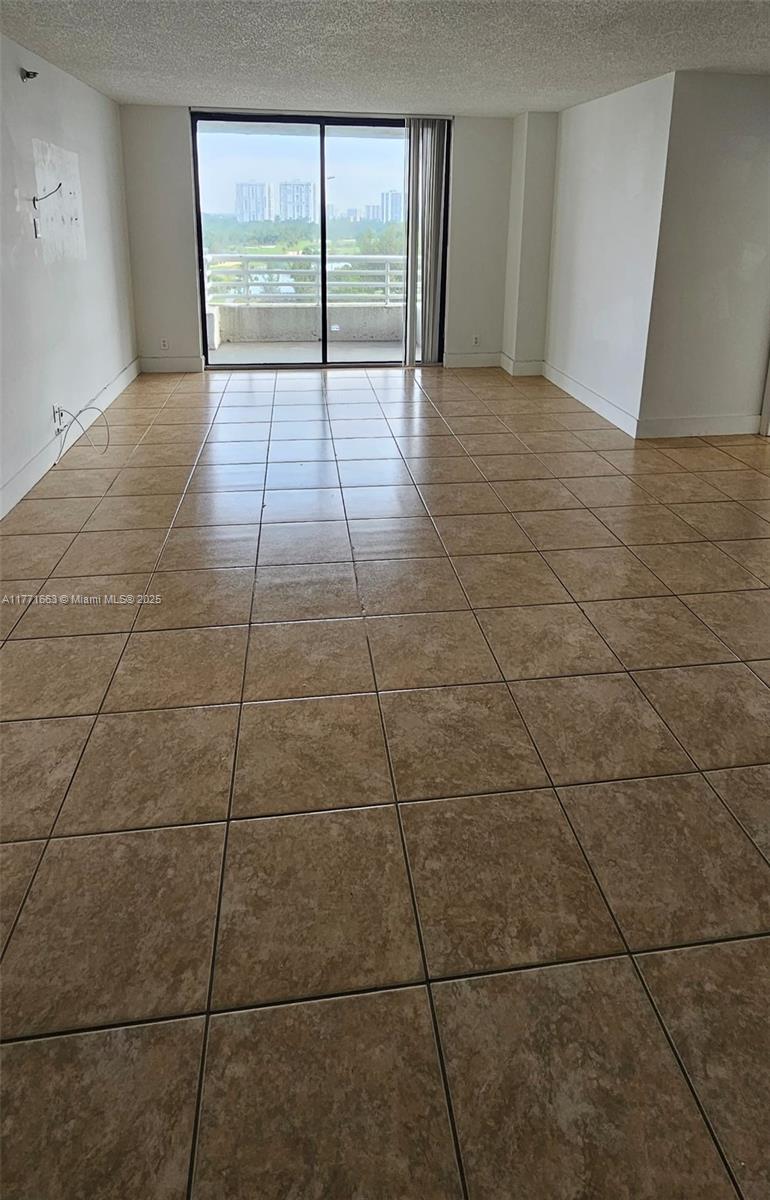PARC CENTRAL AVENTURA EAS - Residential