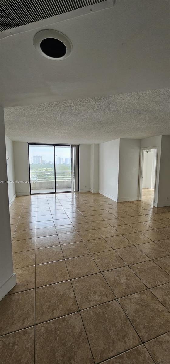 PARC CENTRAL AVENTURA EAS - Residential