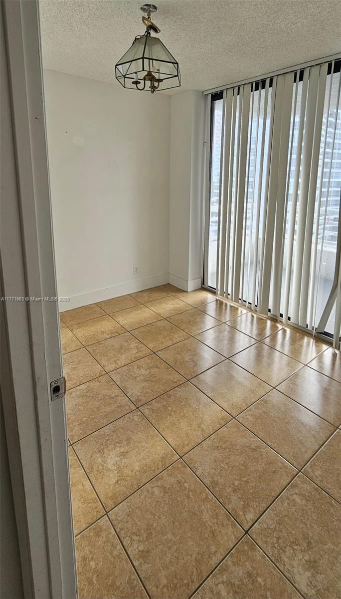 PARC CENTRAL AVENTURA EAS - Residential