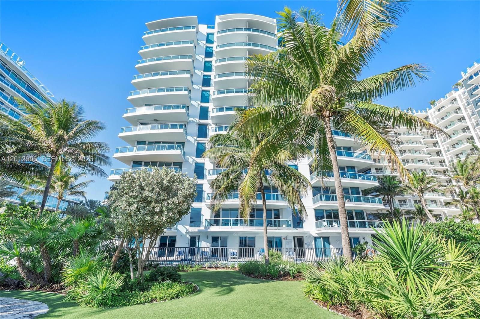 AZURE CONDO - Residential