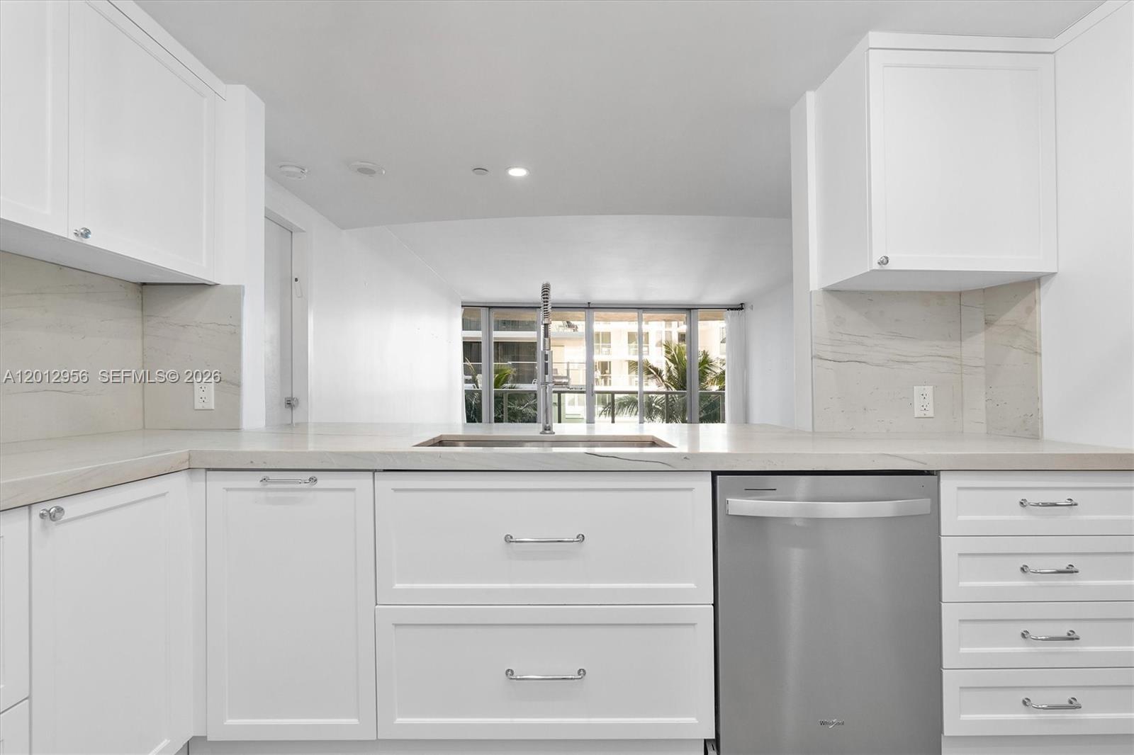 AZURE CONDO - Residential