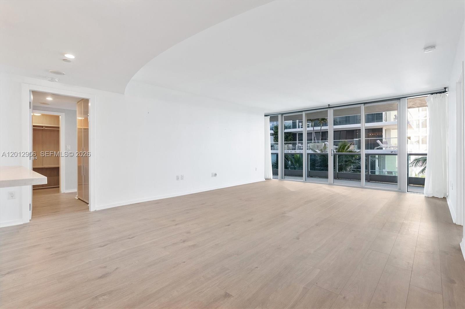 AZURE CONDO - Residential