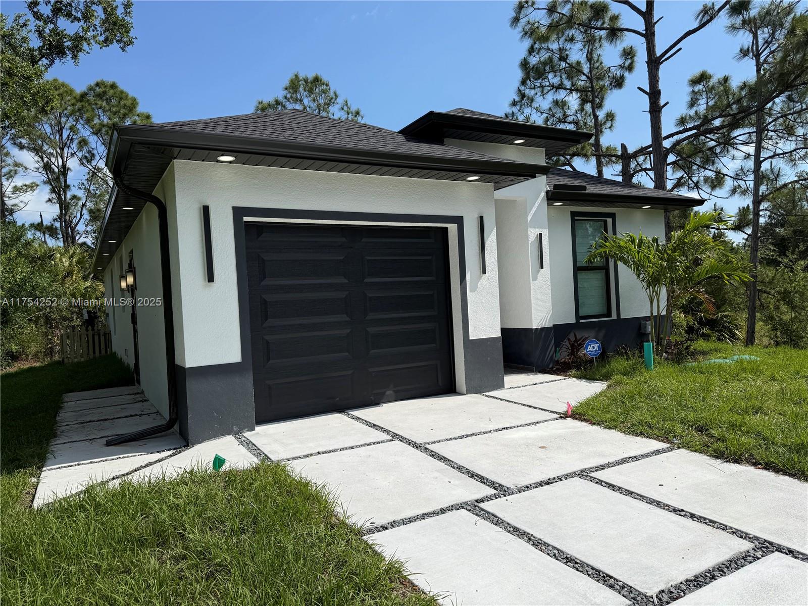 PUNTA GORDA - Residential