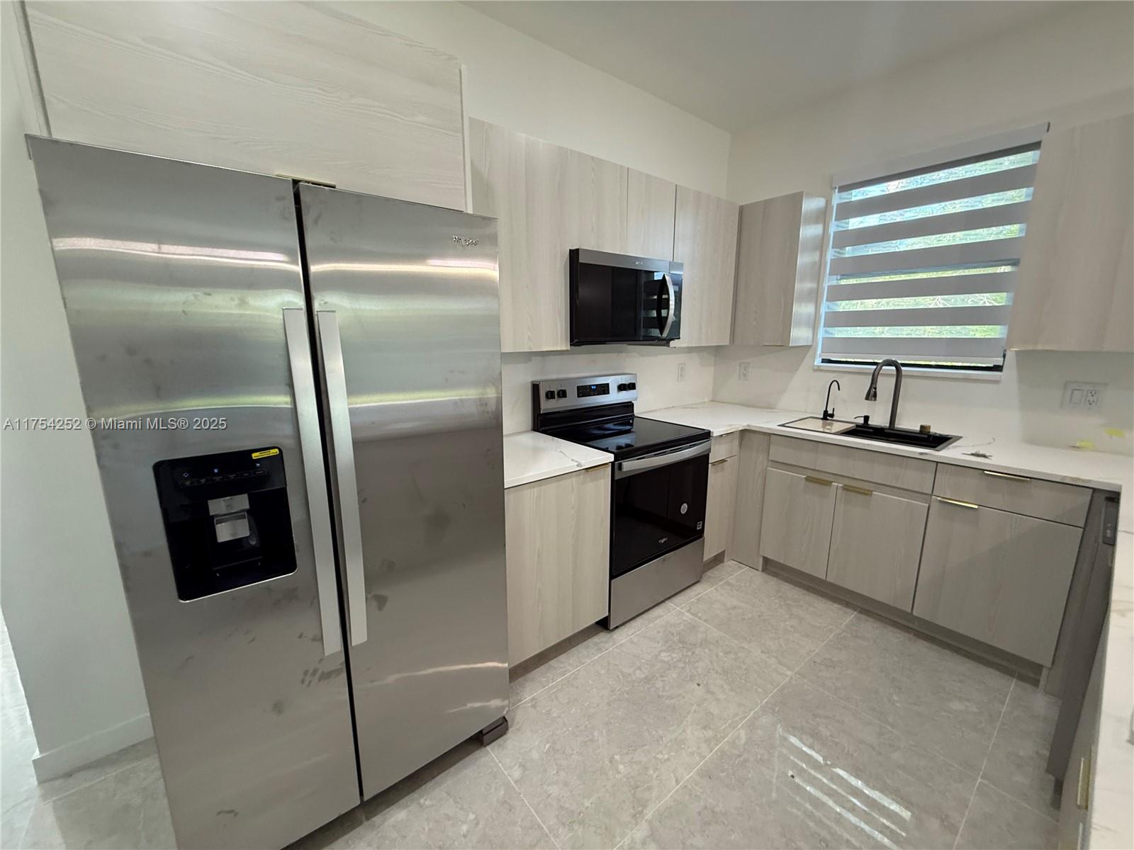 PUNTA GORDA - Residential