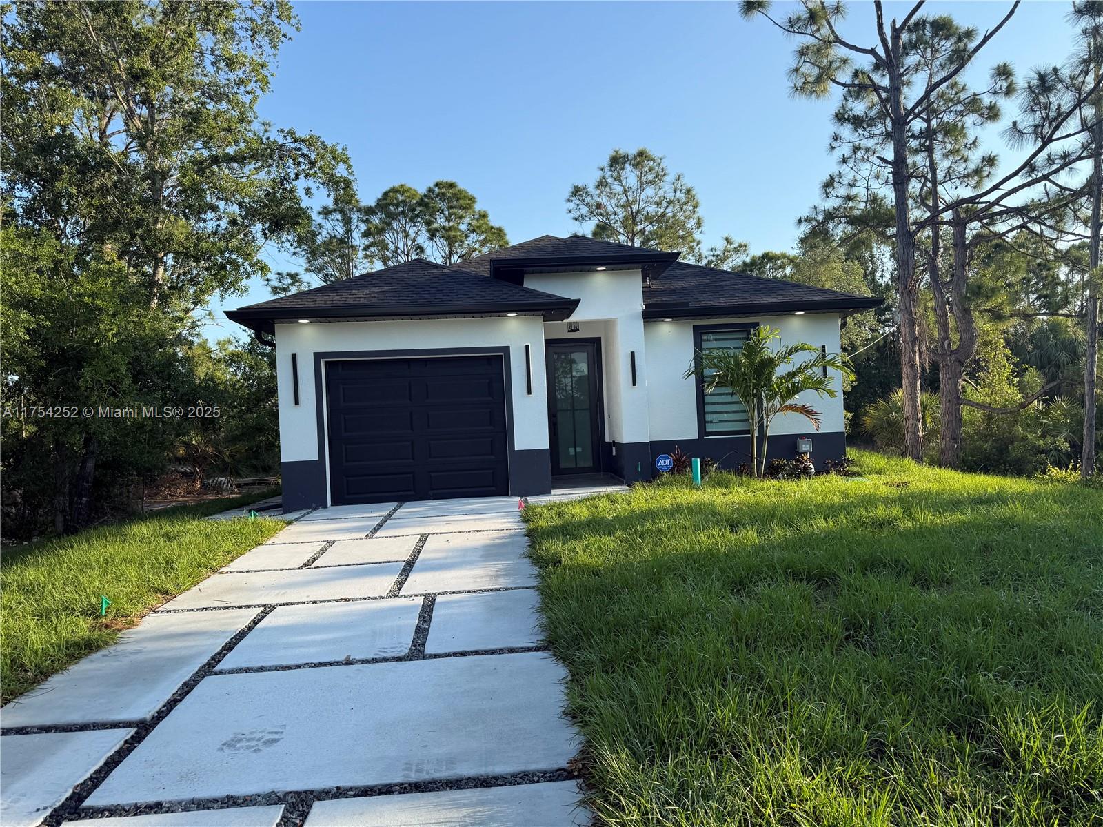 PUNTA GORDA - Residential