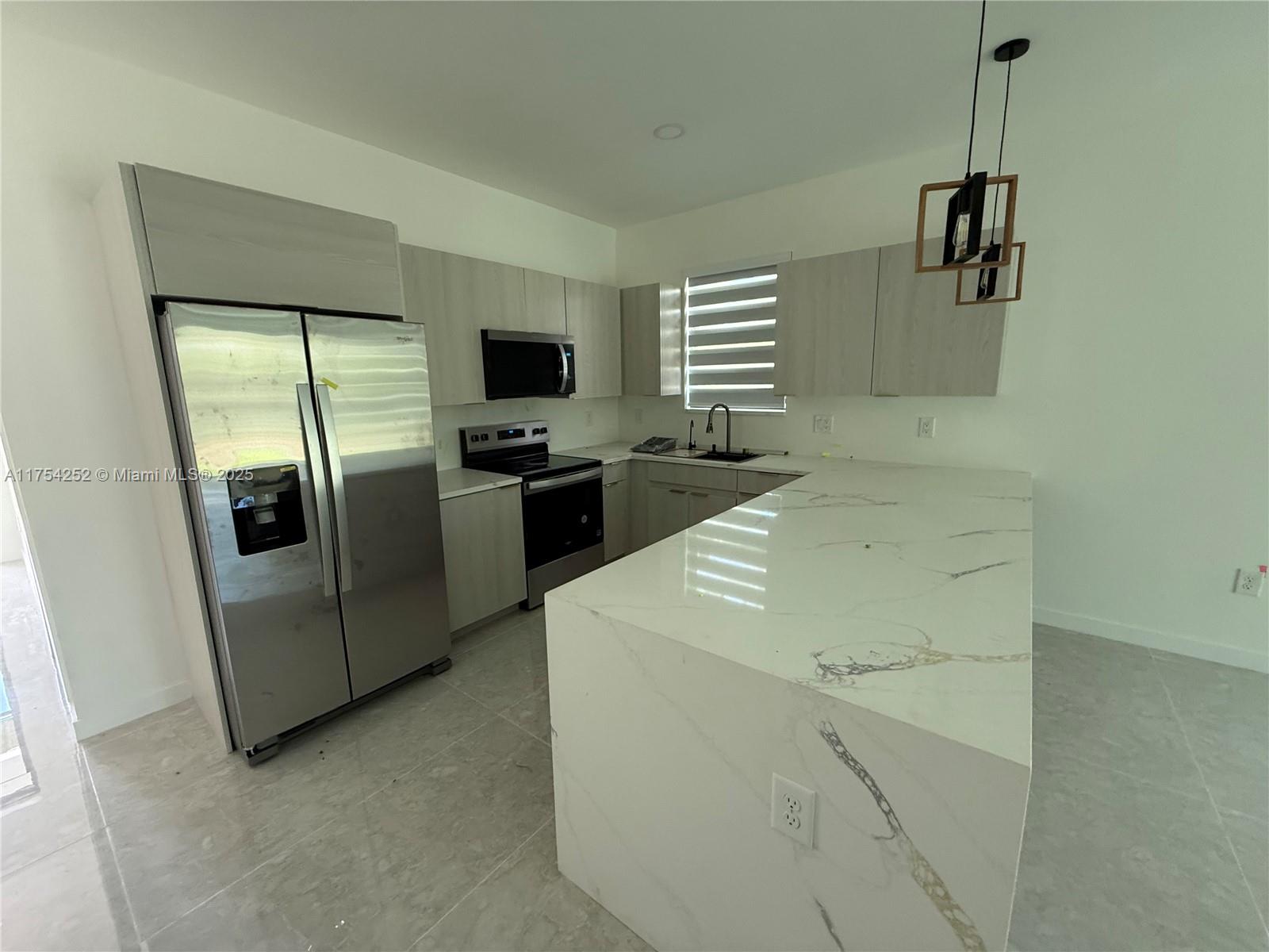 PUNTA GORDA - Residential