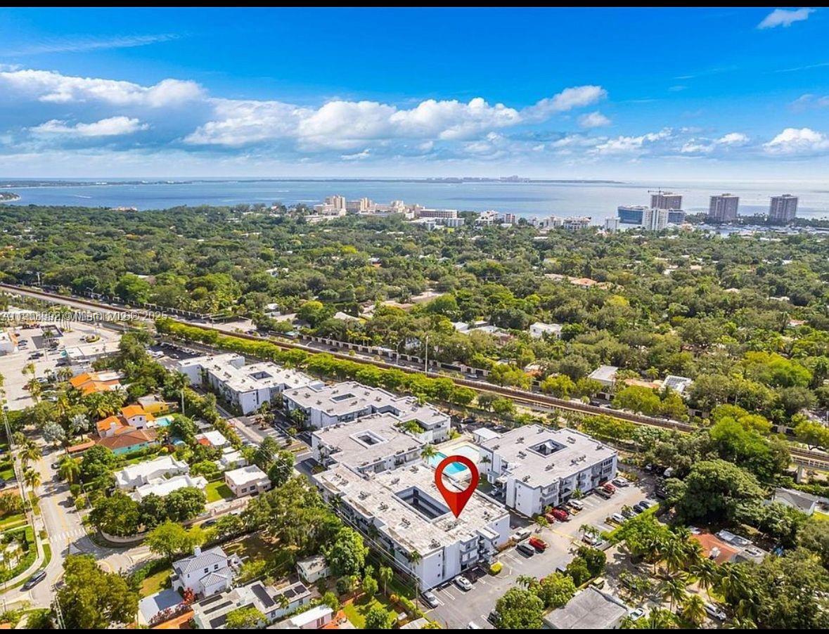 GROVE GARDENS CONDO - Residential Lease