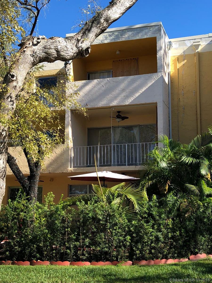 THE BEACH CLUB FONTAINEBL - Residential Lease