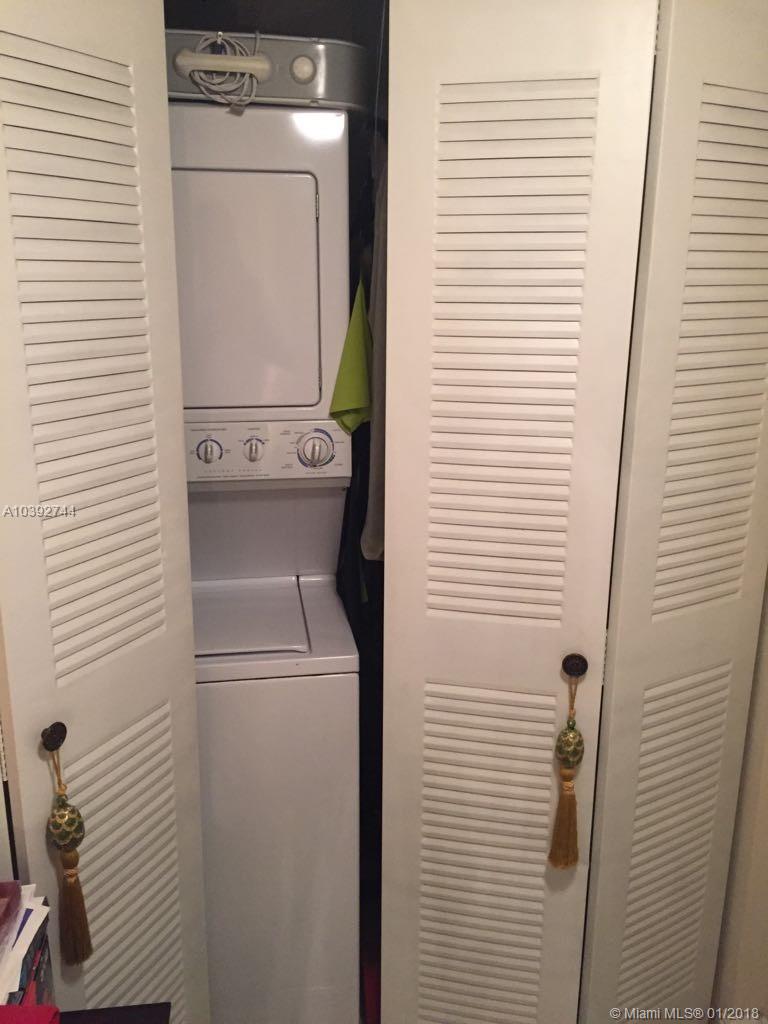 THE BEACH CLUB FONTAINEBL - Residential Lease