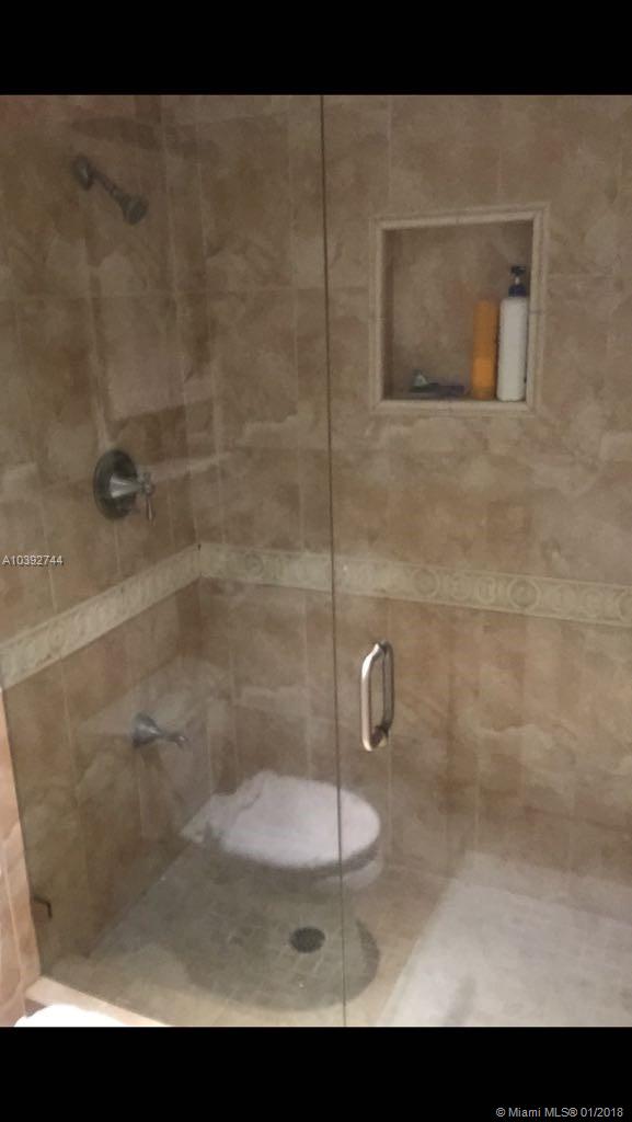 THE BEACH CLUB FONTAINEBL - Residential Lease