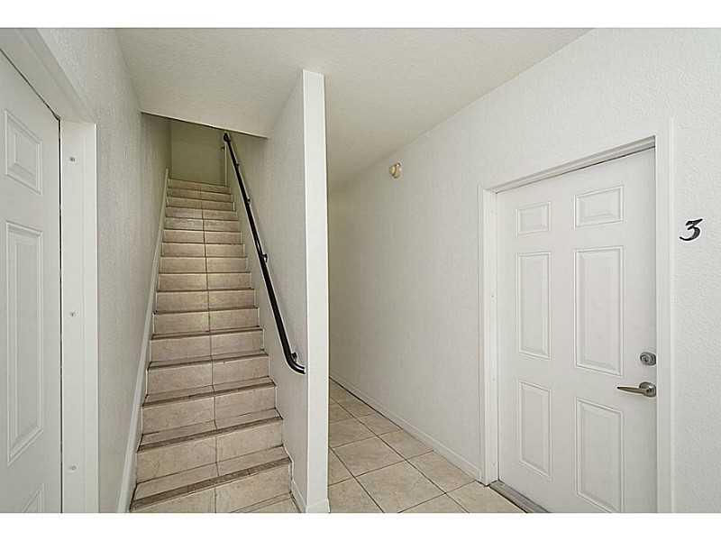 LAWRENCE EST LAND COS SUB - Residential Lease