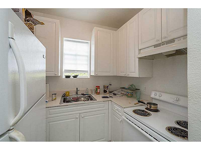 LAWRENCE EST LAND COS SUB - Residential Lease