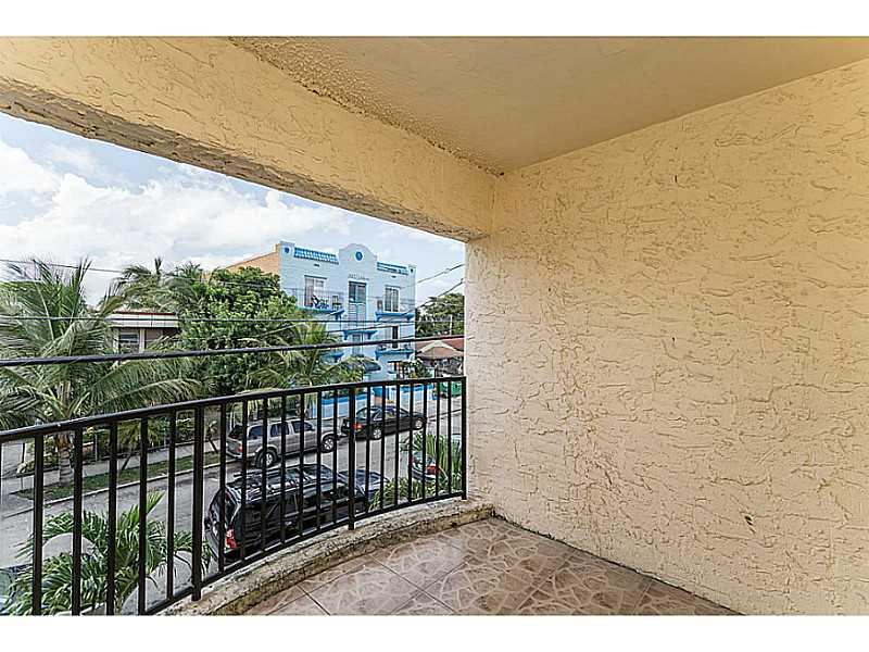 LAWRENCE EST LAND COS SUB - Residential Lease