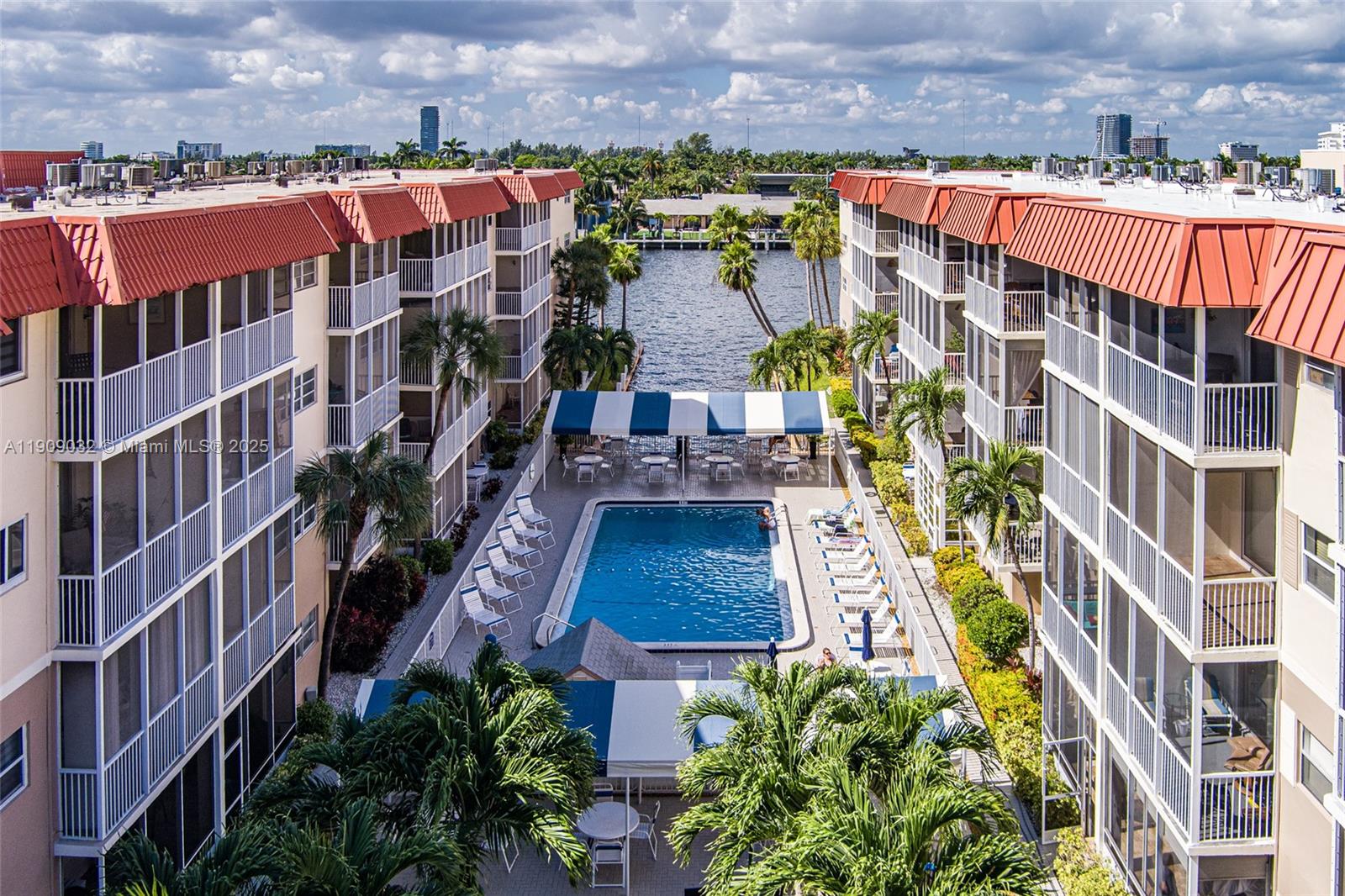 RIVIERA APTS A INC OF HAL - Residential