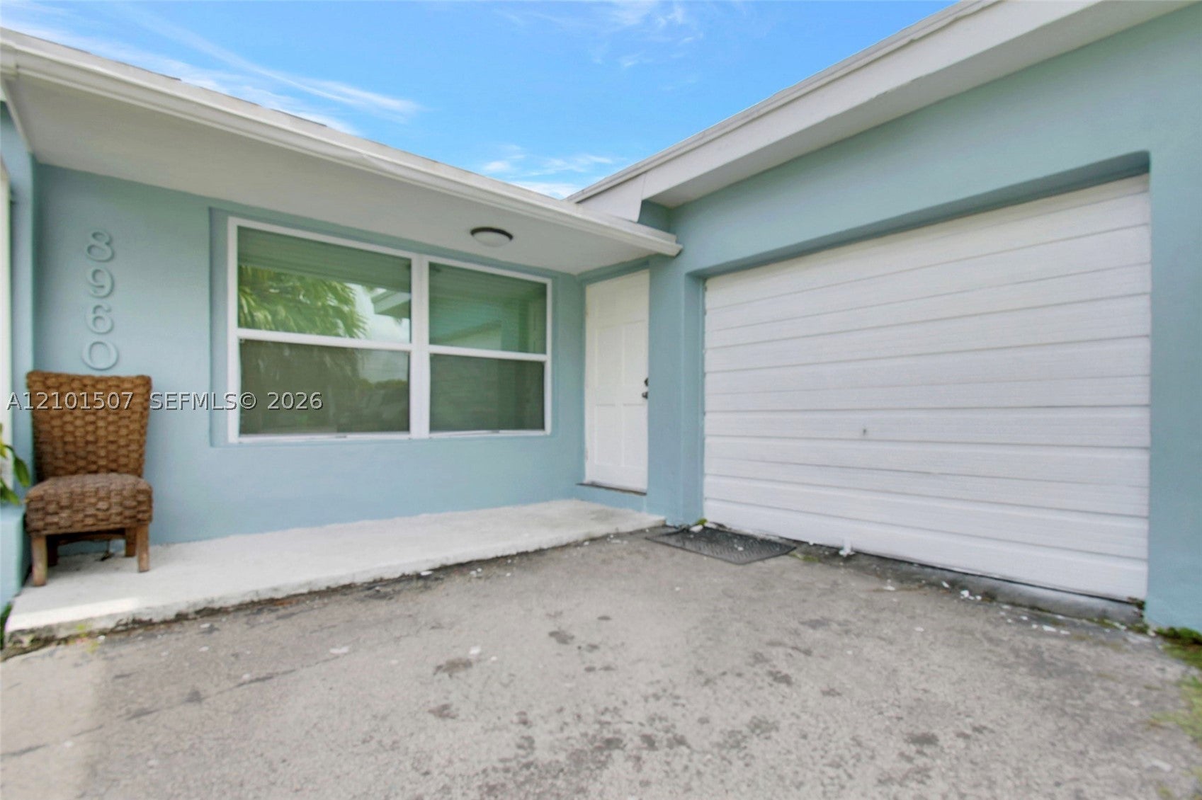 8960 Sunset Strip
