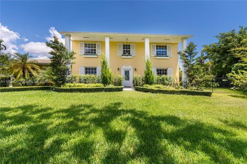 Photo of Pinecrest, FL 33156 (MLS # A11999220)