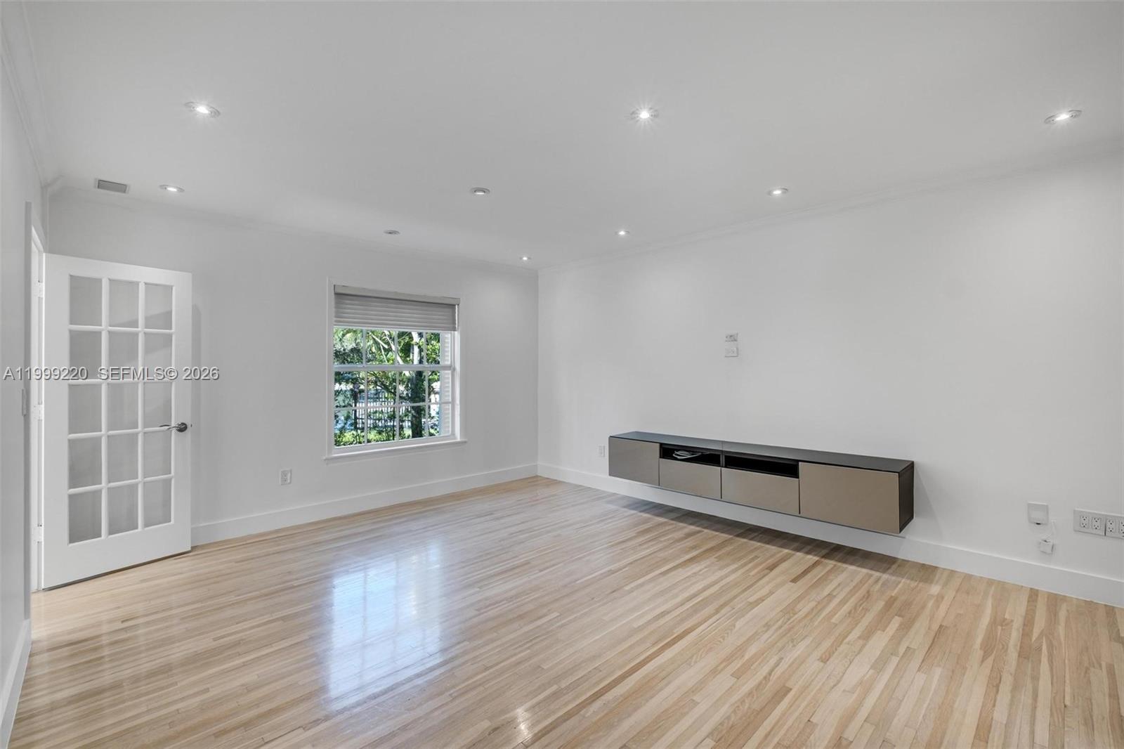 MONTGOMERY EAST SEC 2 - Residential Lease