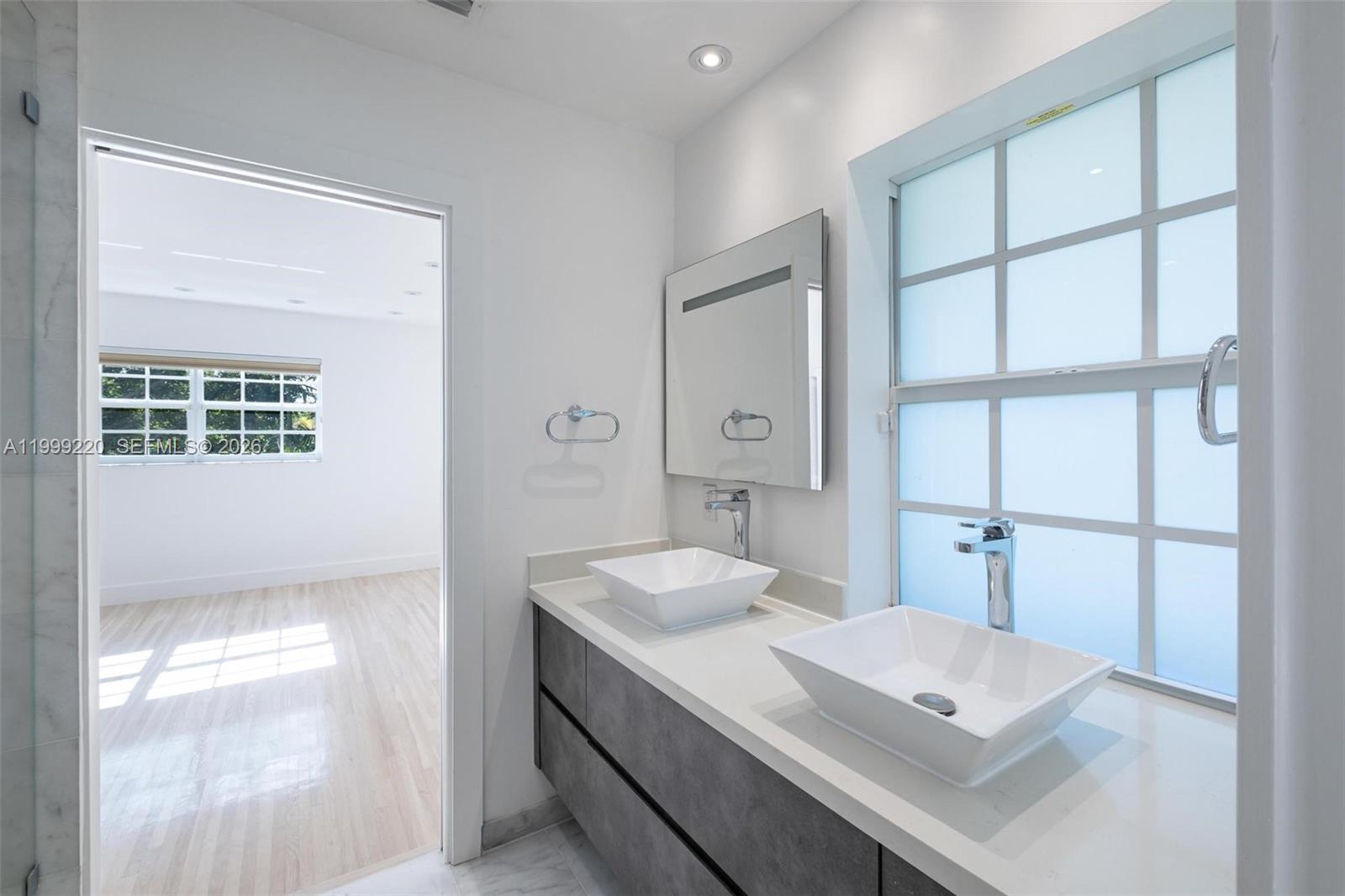 MONTGOMERY EAST SEC 2 - Residential Lease