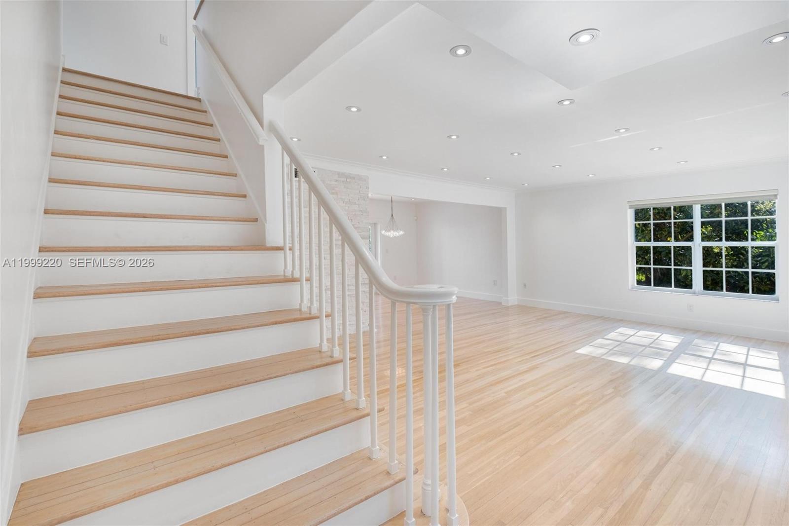 MONTGOMERY EAST SEC 2 - Residential Lease