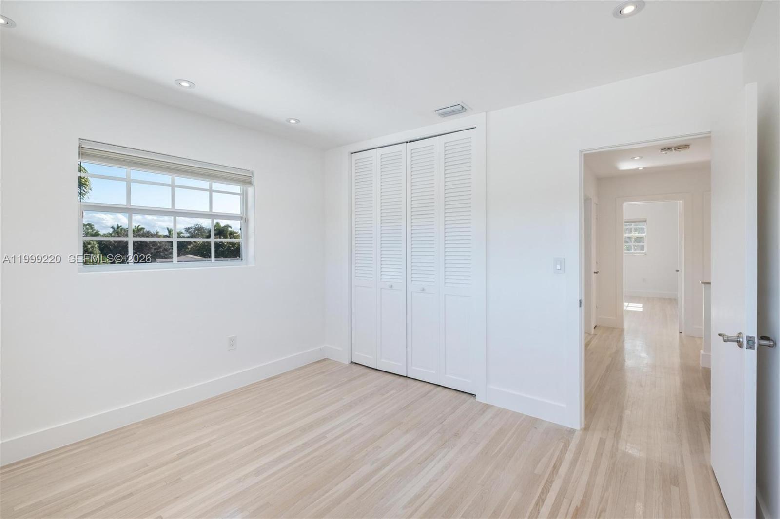 MONTGOMERY EAST SEC 2 - Residential Lease