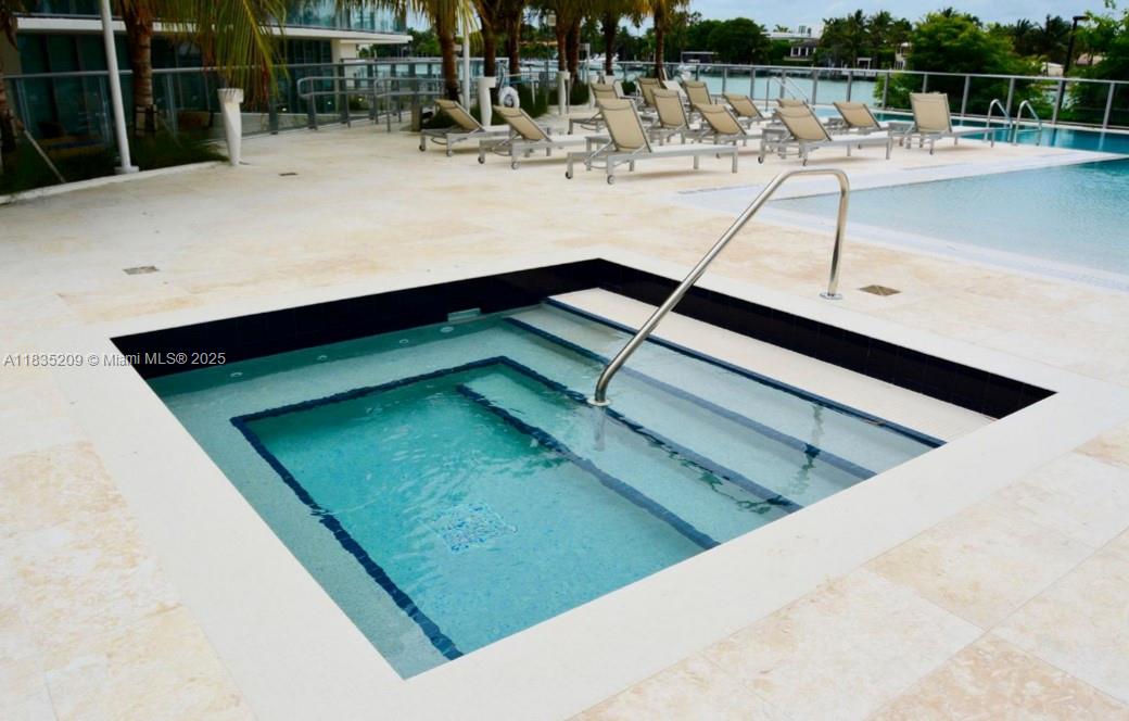 PELORO - Residential