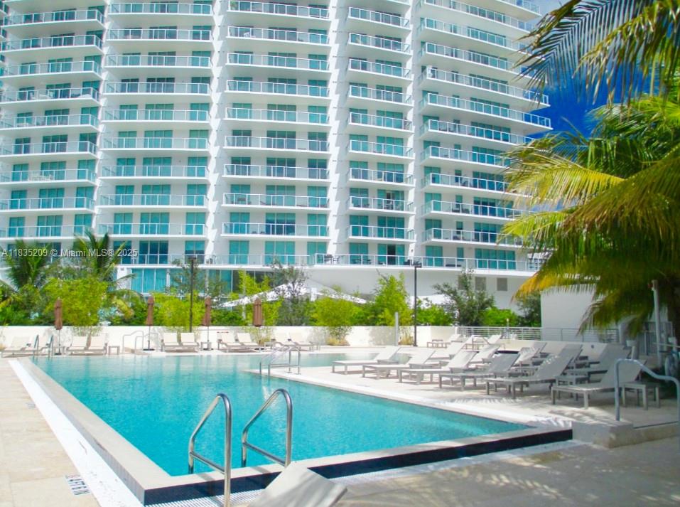 PELORO - Residential