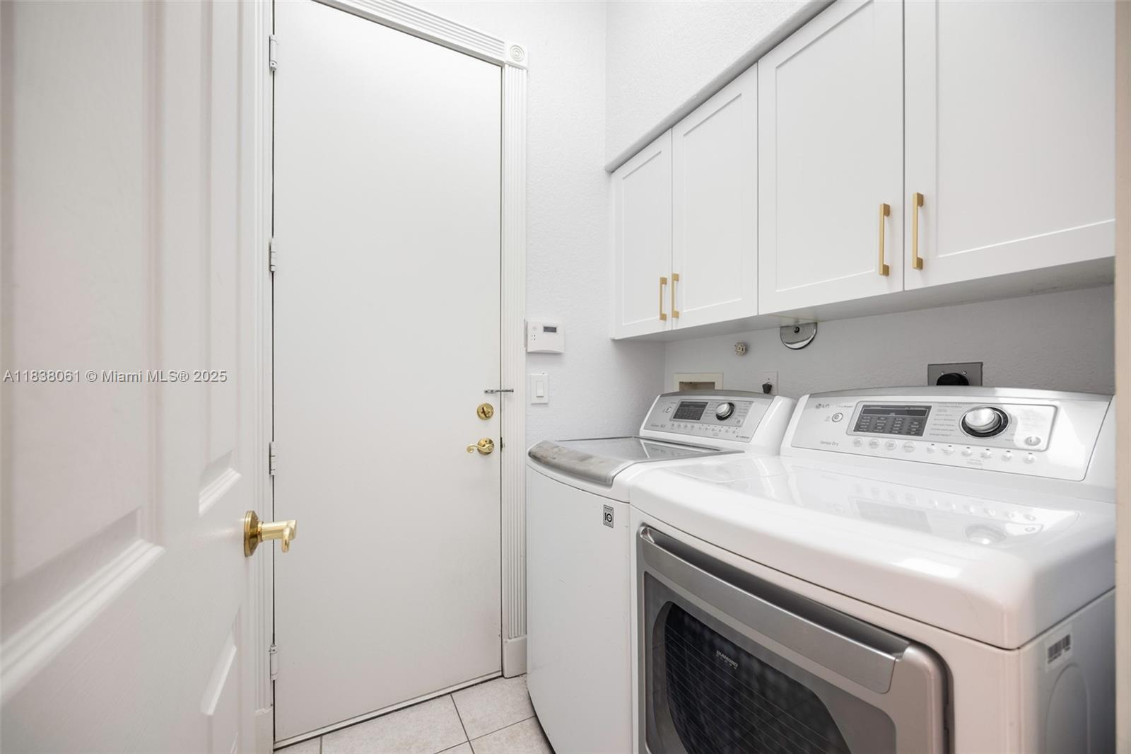 THREE ISLANDS 3RD SECTION - Residential