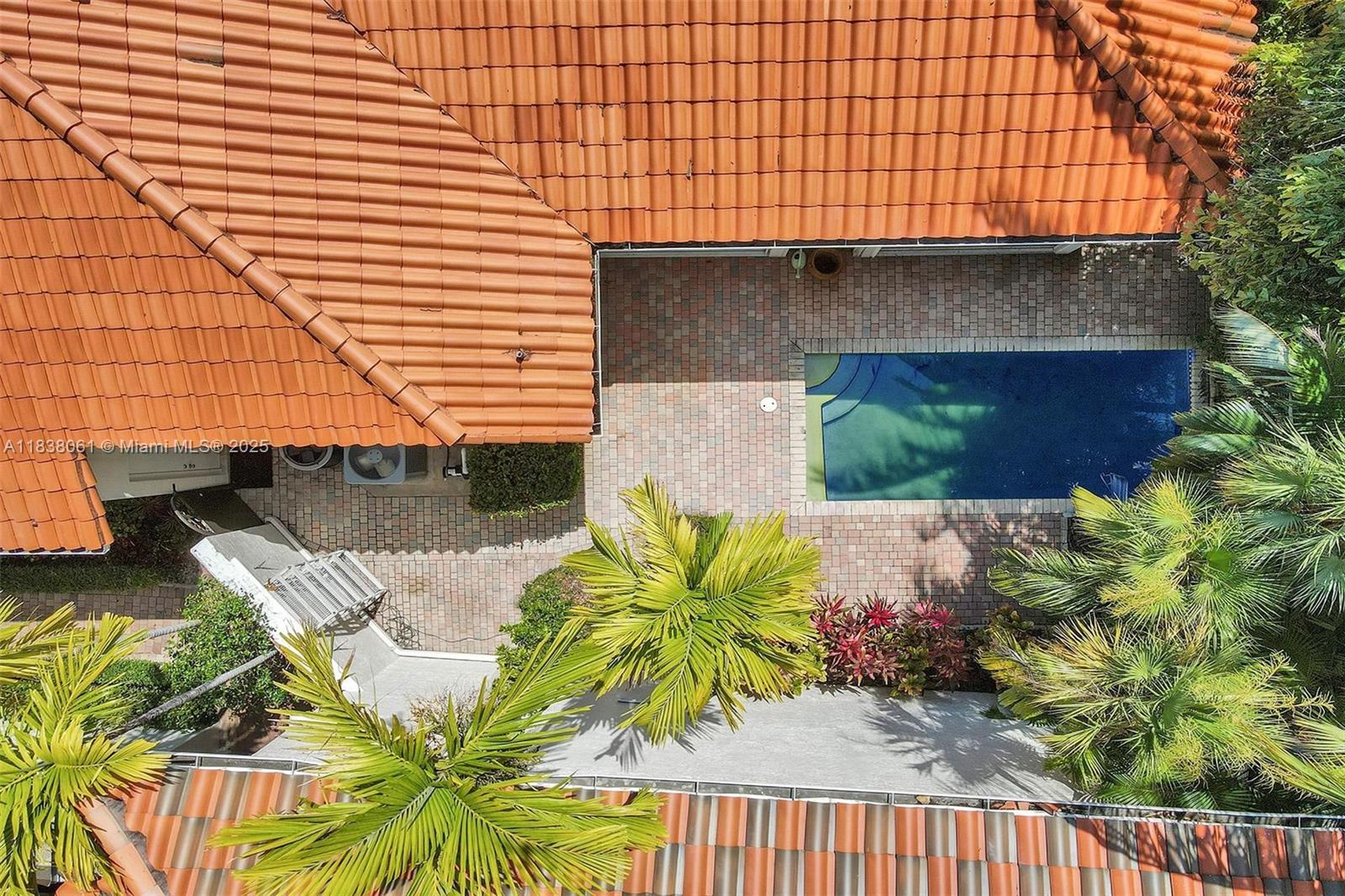 THREE ISLANDS 3RD SECTION - Residential