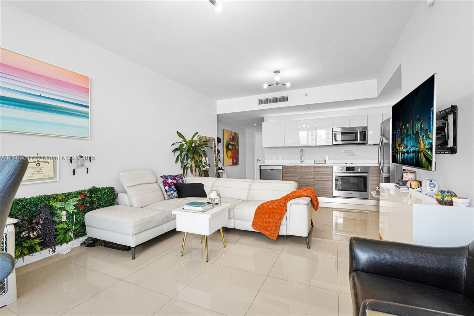 BRICKELL TEN CONDO - Residential