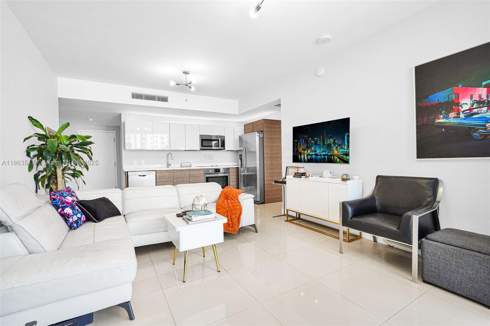 BRICKELL TEN CONDO - Residential