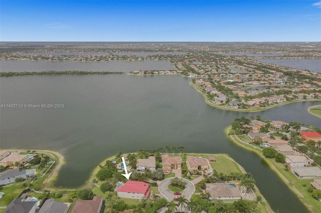 Photo of 5466 SW 187th Ter #5466, Miramar, FL 33029 (MLS # A11402710)